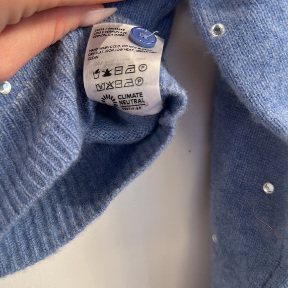 💎🪩Reformation Crystal cropped cashmere cardigan - size XS - *never worn*🪩💎 - Picture 8 of 8